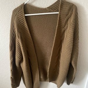 Oversized Brown Knit Cardigan
#cardigan
#knit
#oversized